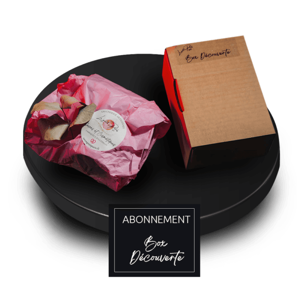 Abonnement Savon Petit Paris : Box Découverte avec 3 produits artisanaux et une surprise chaque mois.